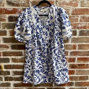 NEW💐Floral Blue and White Dress Size S